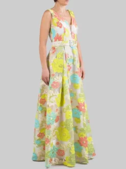 Clearance CARLA RUIZ ABITO LUNGO REALIZZATO IN TULLE RICAMATO CON FIORI MULTICOLORE E CINTURA IN VITA Turchese