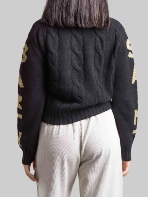 Outlet MC2 SAINT BARTH MAGLIA DOLCEVITA IN MISTO CACHEMIRE NERA CON SCRITTA ORO SULLE MANICHE Nero