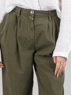 Fashion PINKO PANTALONI CROPPED IN MORBIDO COTONE A VITA ALTA CON PINCES VerdeMilitare