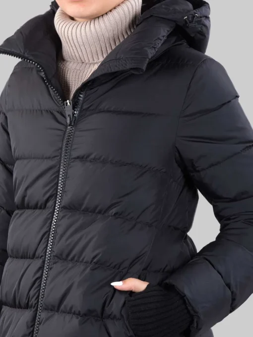 New HERNO Piumino medio con cappuccio