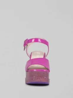 Fashion STRATEGIA SANDALI IN PELLE LUCIDA CON ZEPPA