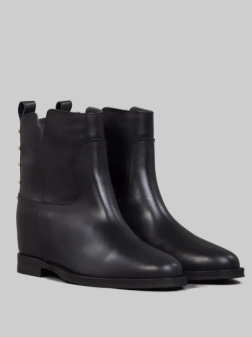 Sale VIA ROMA 15 STIVALETTI NERI IN PELLE CON BORCHIE ORO POSTERIORI Nero