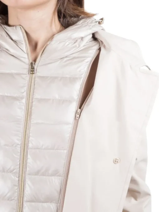 Outlet HERNO TRENCH CON INTERNO IN PIUMINO STACCABILE CON CAPPUCCIO Avorio
